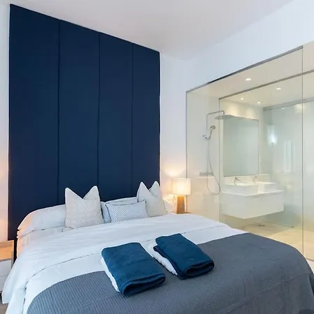 Stunning Apartment-7 People-6 Pools.402 * Estepona