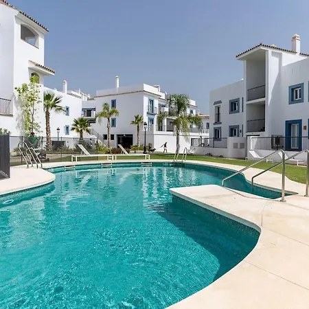 Stunning Apartment-7 People-6 Pools.402 Daire *