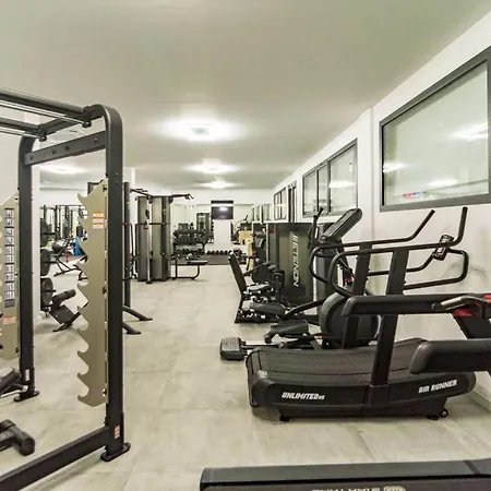 Stunning Apartment-7 People-6 Pools.402 Lägenhet *