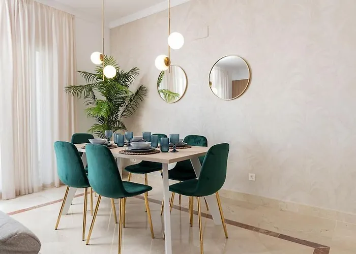 Appartement Stunning Apartment-7 People-6 Pools.402 Estepona