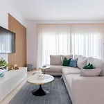 Stunning Apartment-7 People-6 Pools.402 * Εστεπόνα