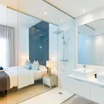 Stunning Apartment-7 People-6 Pools.402