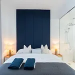 Stunning Apartment-7 People-6 Pools.402 Διαμέρισμα