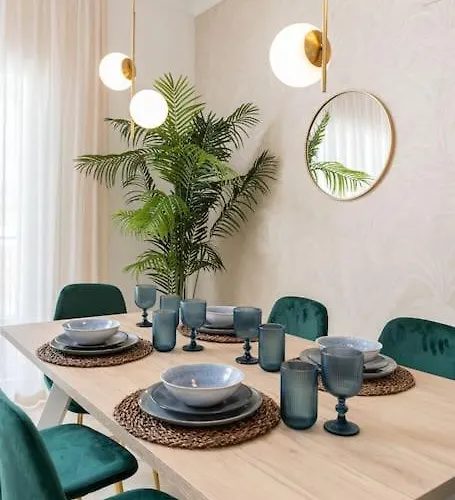 Daire Stunning Apartment-7 People-6 Pools.402 Estepona