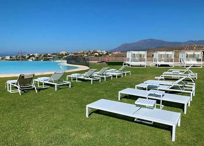 Stunning Apartment-7 People-6 Pools.402 Daire